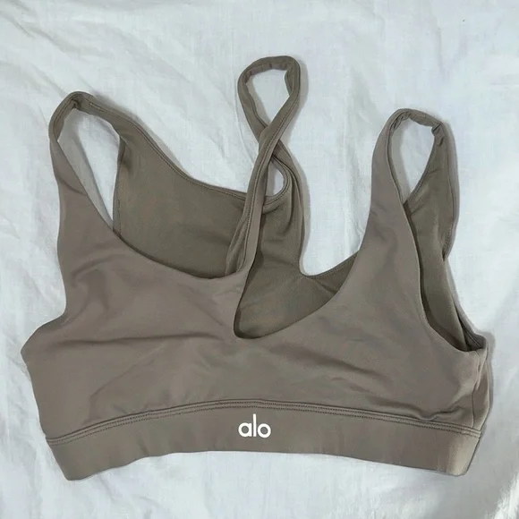 Alo yoga bra - Picture 4 of 6